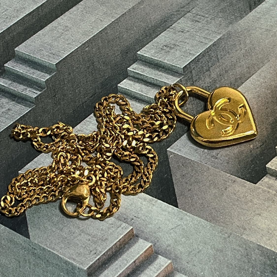 샤넬 미러골드 하트락 목걸이 상품이미지2