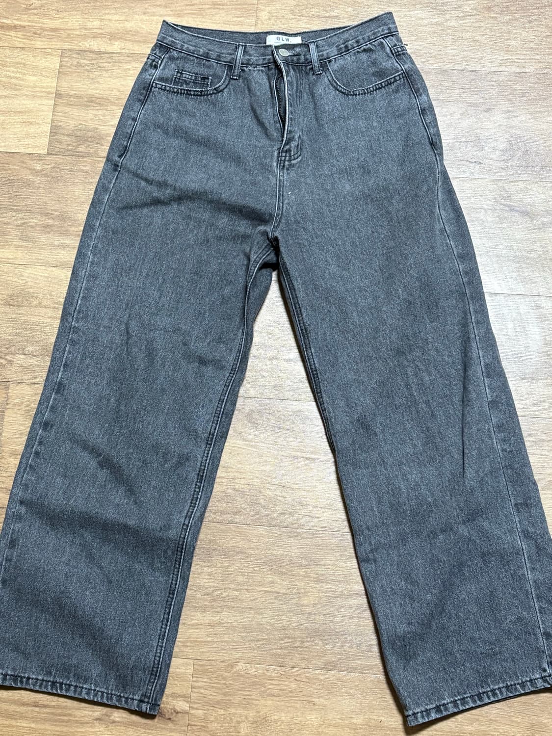 굿라이프웍스 흑청바지 판매합니다 상품이미지1