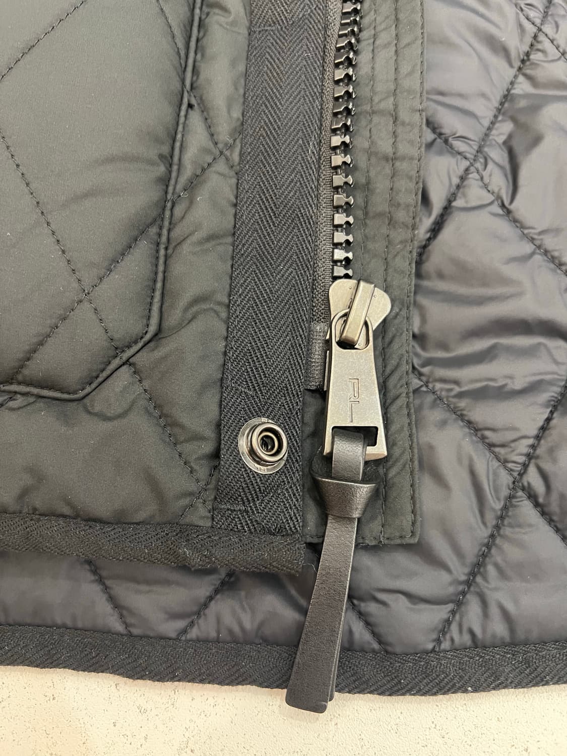 폴로 랄프로렌 퀼팅 베스트 블랙 (S size) 상품이미지10