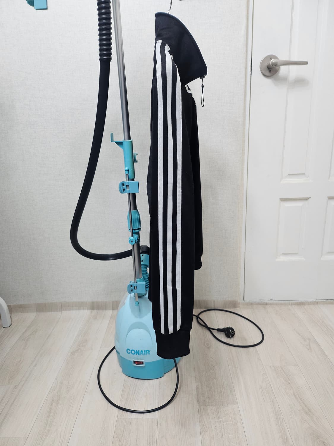 (95)M ☆초대장급☆ 아디다스 에센셜 [검흰] 트랙탑져지 상품이미지5