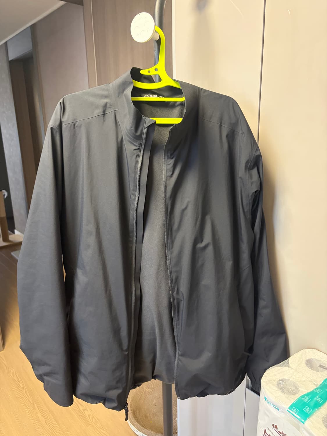 아크테릭스 솔라노 논후디 상품이미지1