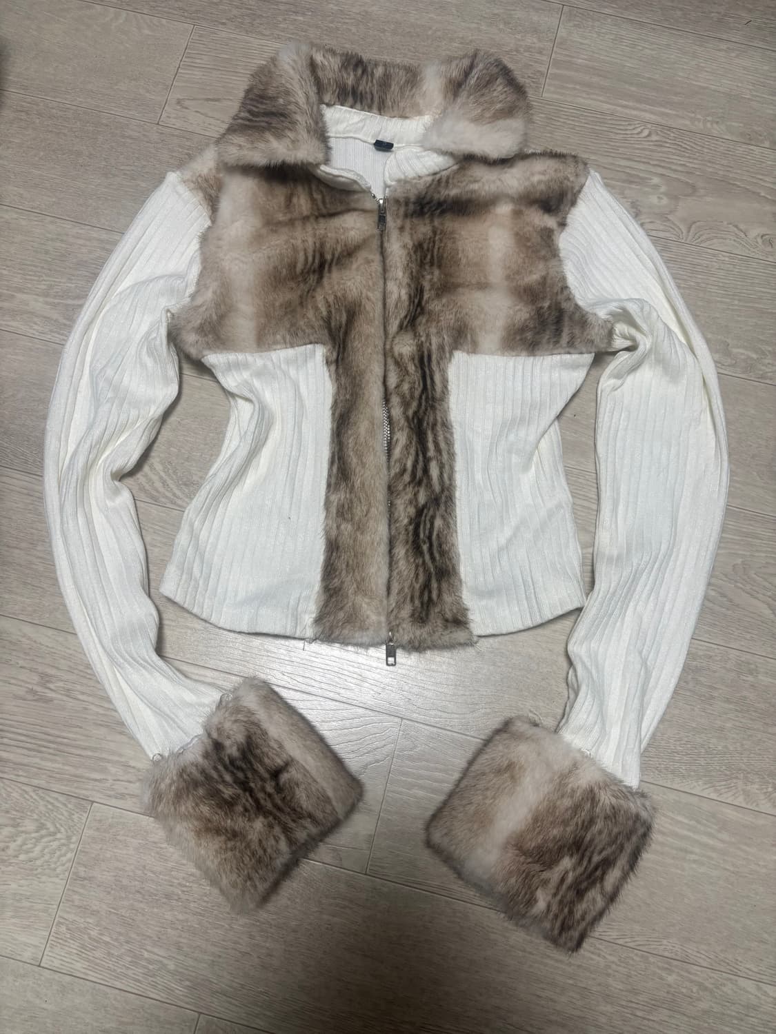 갸루 퍼 니트 상품이미지2