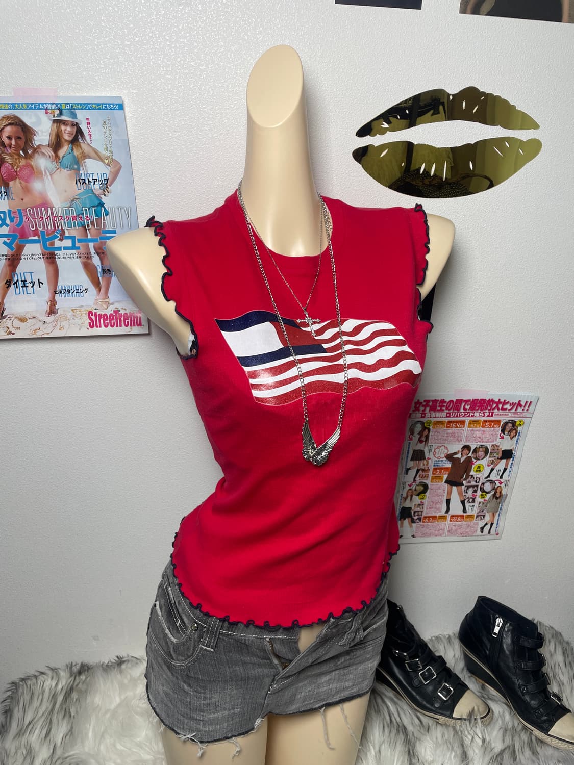 Tommy jeans 레드 프릴 슬리브리스 나시 상품이미지1