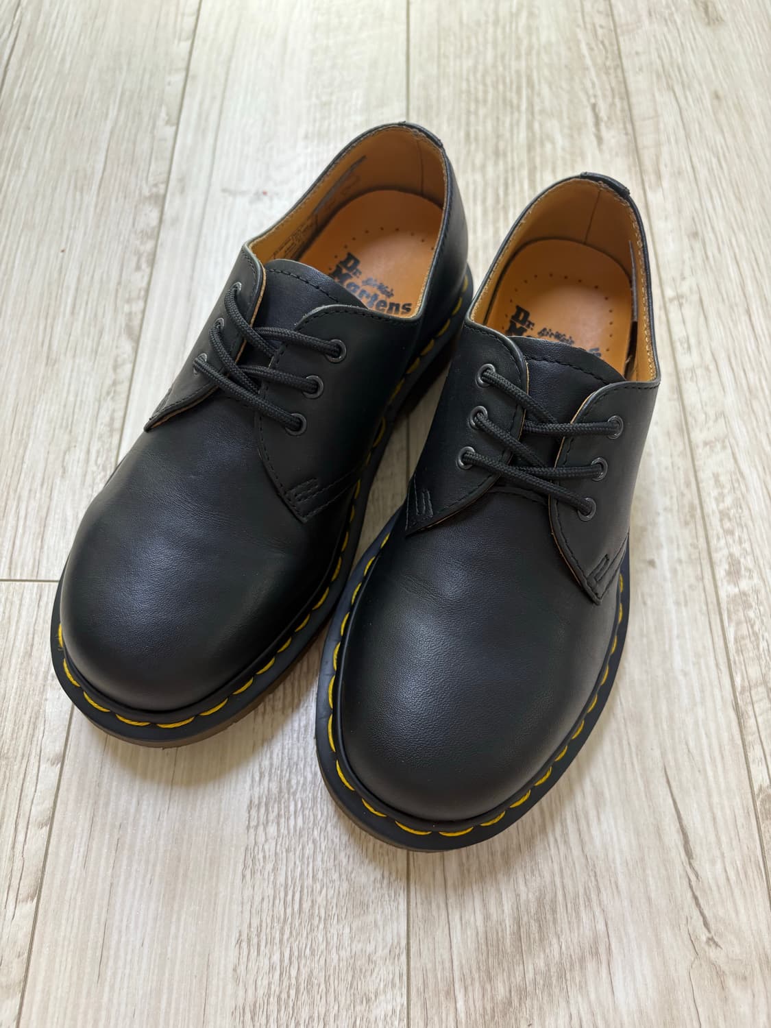 닥터마틴 1461 3홀 나파 220 상품이미지1