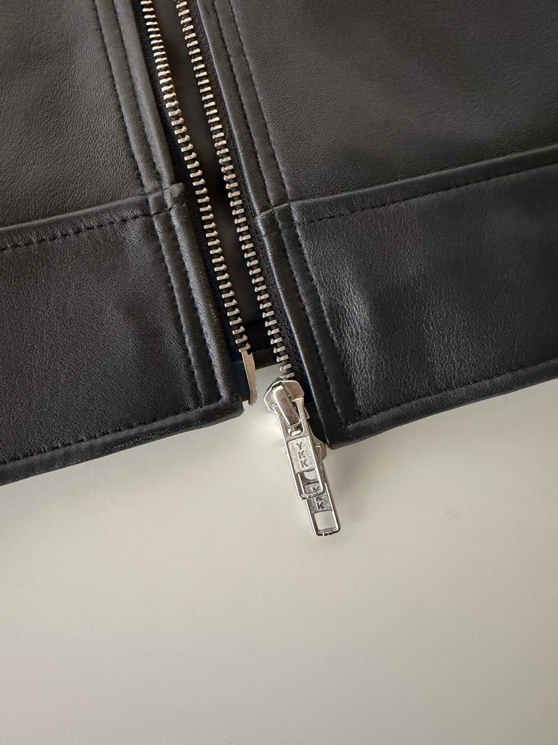 커렌트 우먼 크롭 레더 자켓 상품이미지3