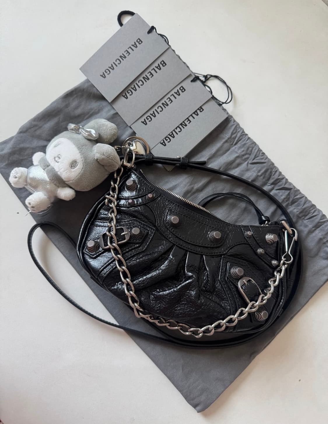 발렌시아가 르카골 미니 체인백 블랙 상품이미지1
