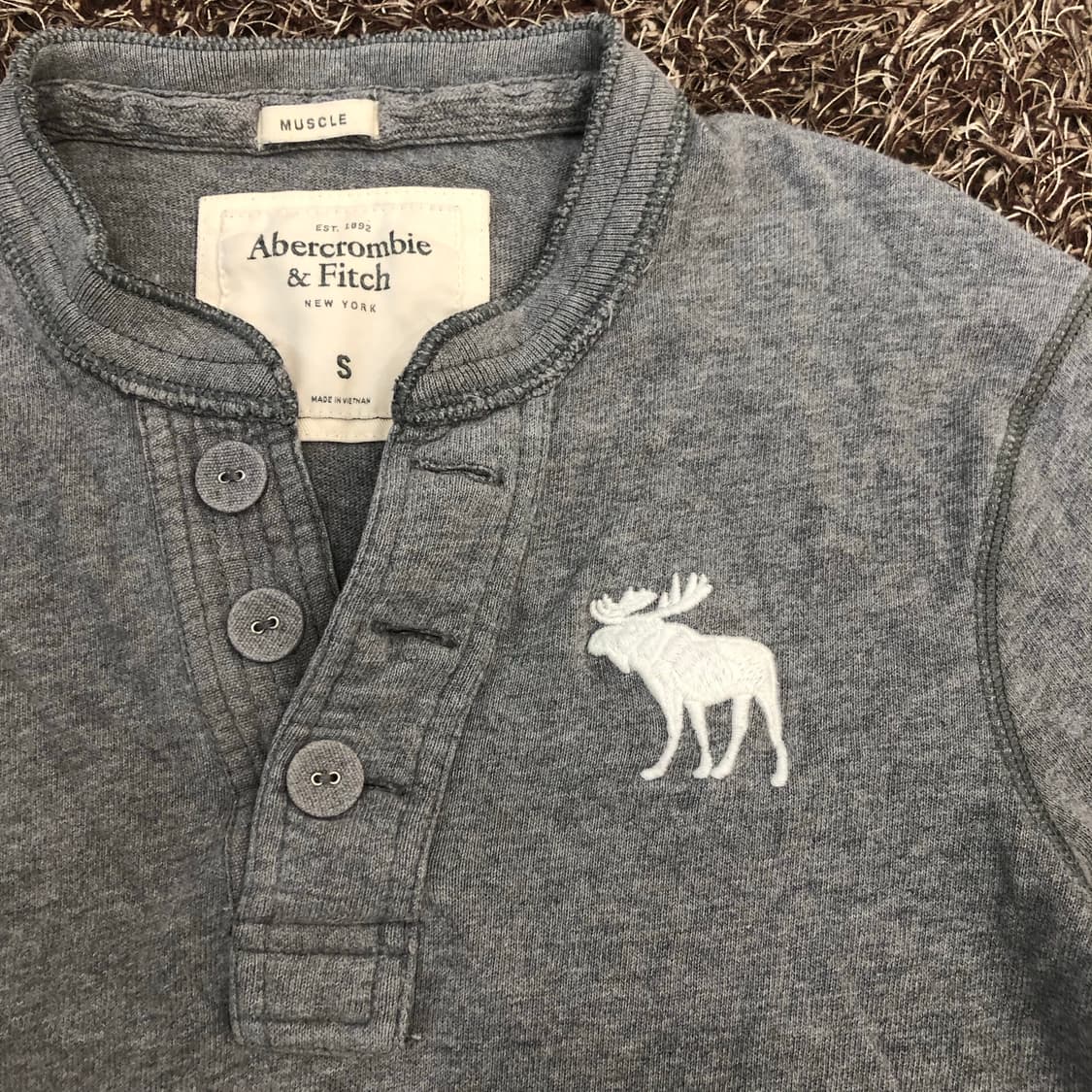 아베크롬비 헨리넥 반팔 티셔츠 상품이미지2