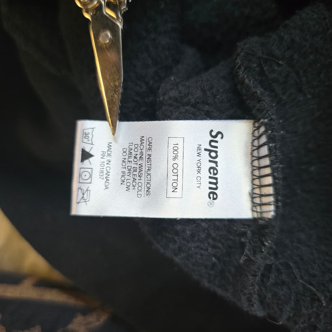 슈프림x언더커버 후드티 블랙 아나키 패턴 올오버 프린팅 상품이미지8