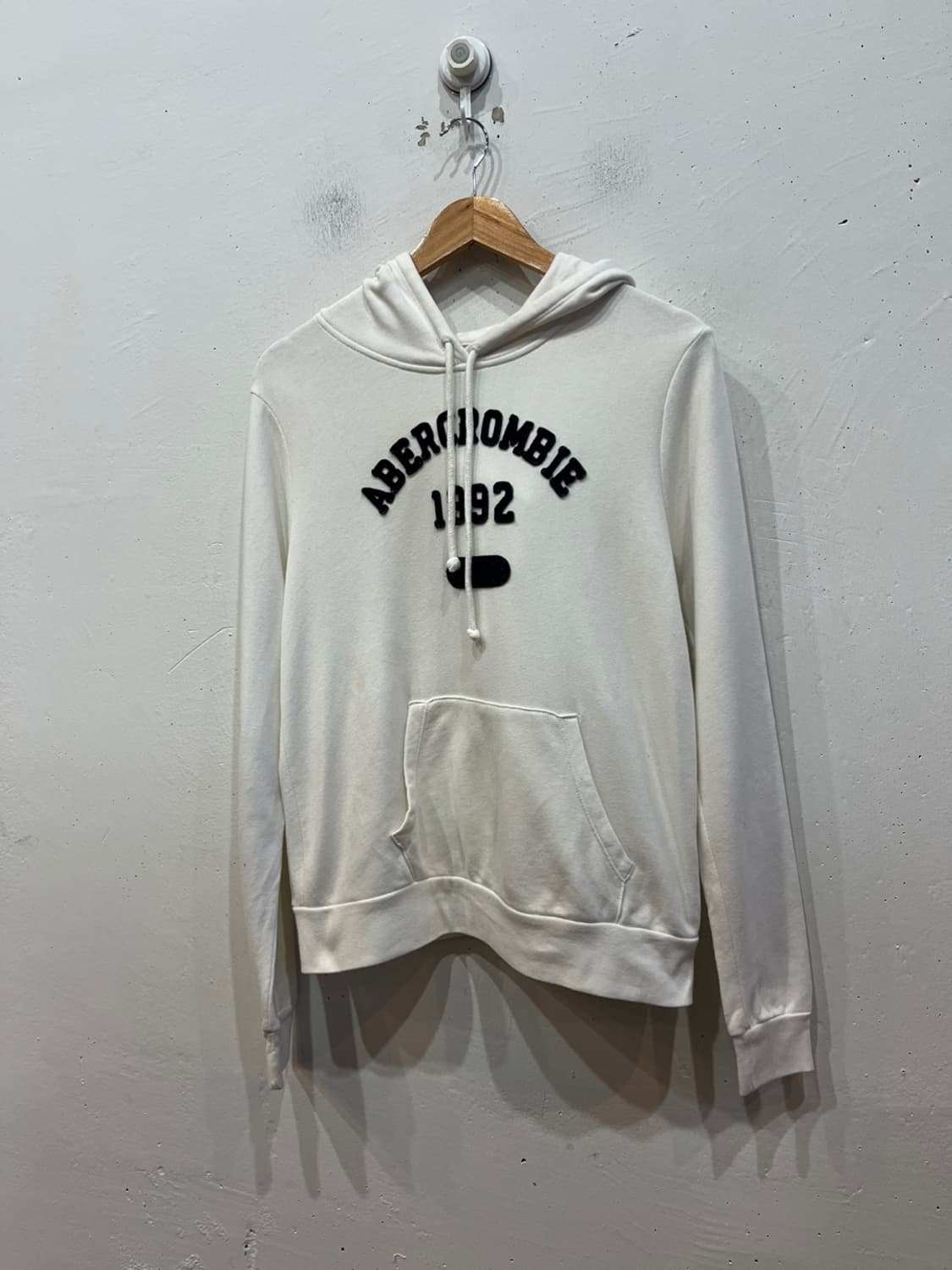 아베크롬비 아플리케 후드 화이트 상품이미지1