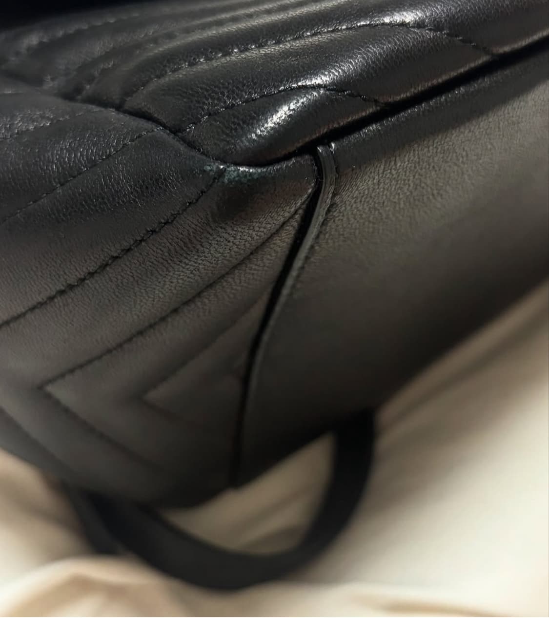 생로랑 백팩 상품이미지4