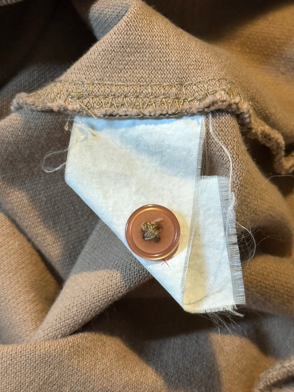 디스이즈네버댓 패치로고 카라 맨투맨 브라운 상품이미지6