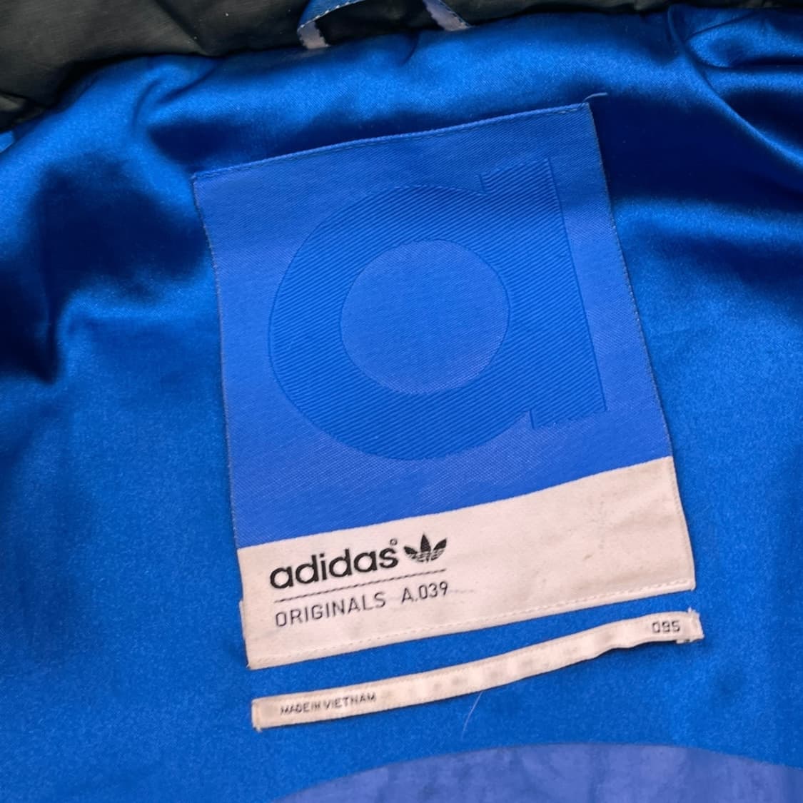 아디다스 프리마로프트 인슐레이트 패딩 자켓 상품이미지6