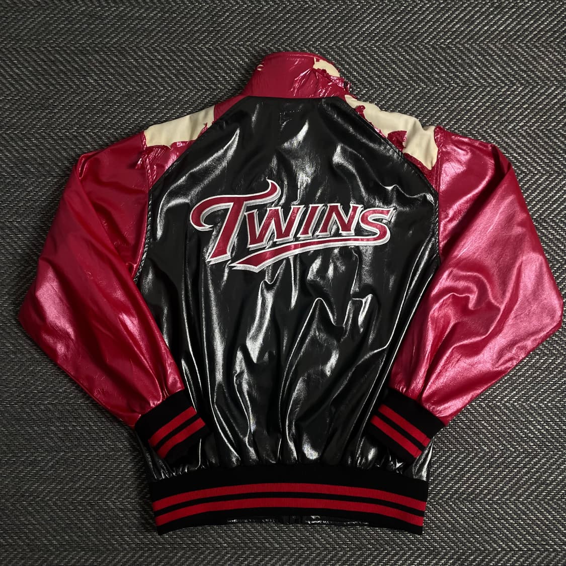 데상트 KBO Lg 트윈스 유광 바시티 자켓o 3513 상품이미지1