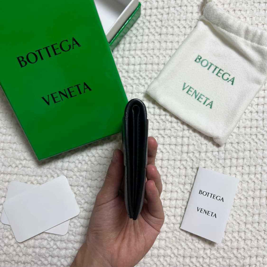 (새상품급 풀구성) 보테가베네타 맥시 반지갑 상품이미지4