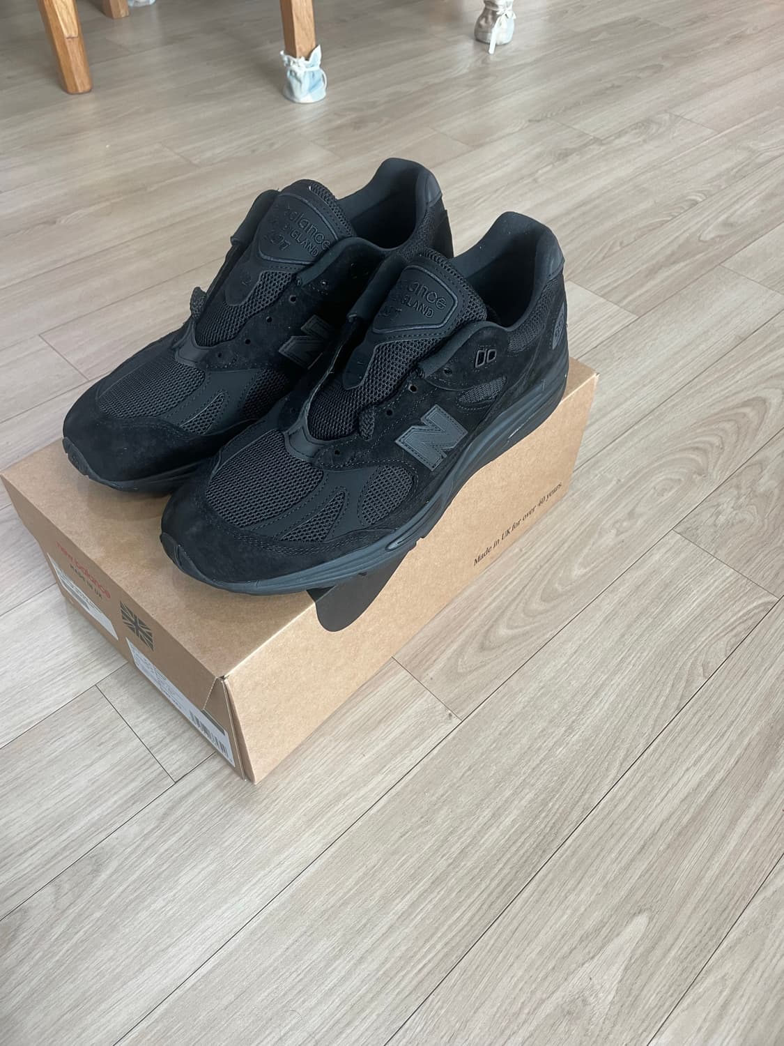 뉴발란스991 트리플블랙 상품이미지1