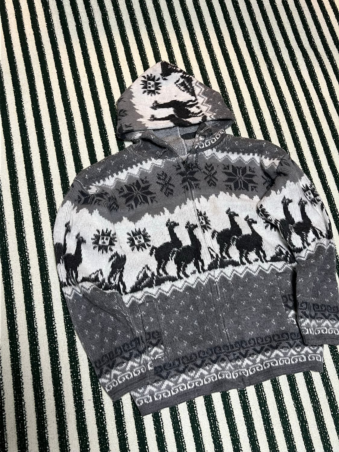 Alpaca Ecuador zip-up hooded sweater 상품이미지2