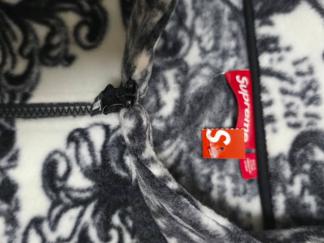 슈프림 뉴욕 후리스 화이트 XL 상품이미지3