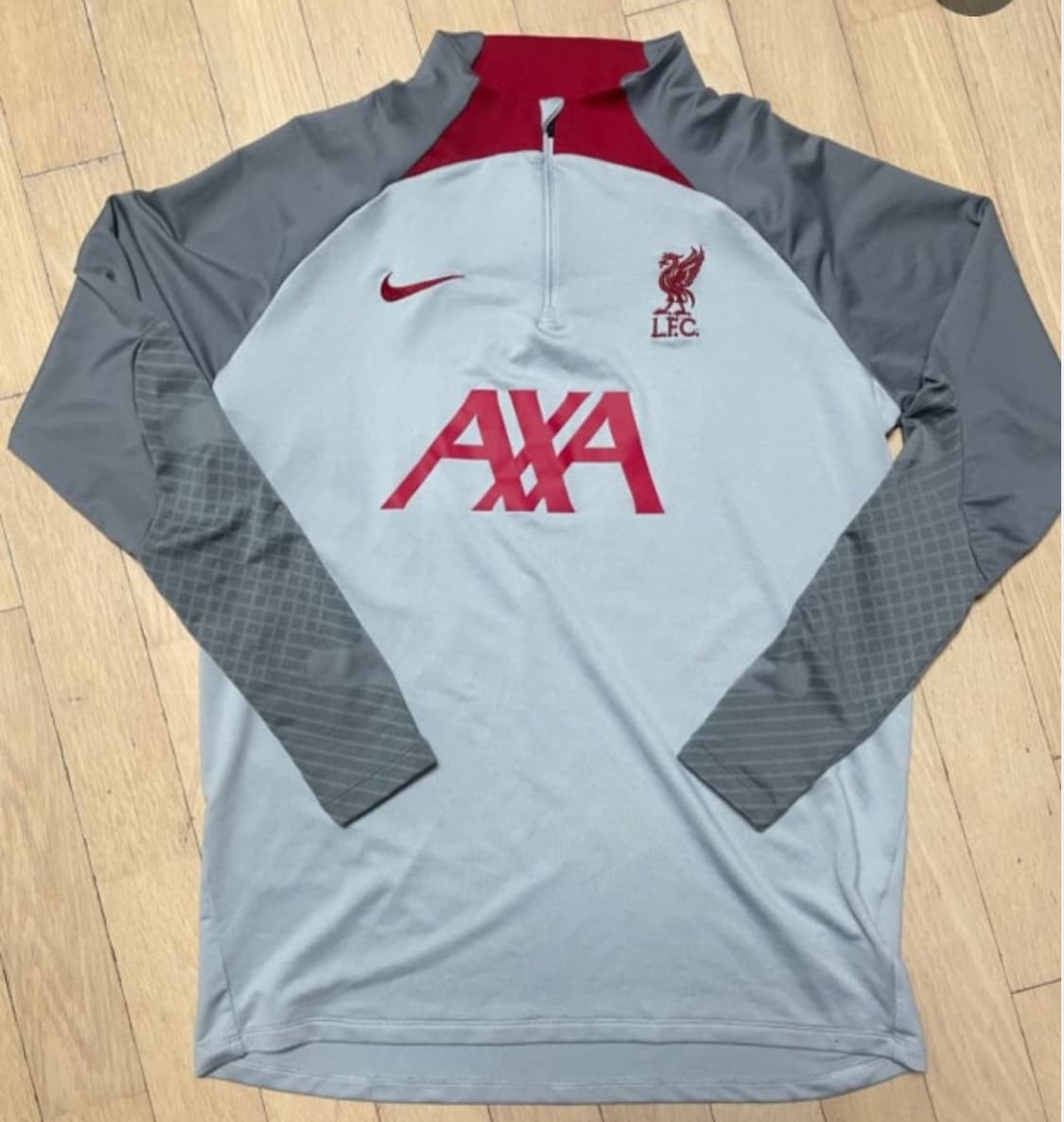 나이키 리버풀 2022/2023 시즌 드릴탑 구합니다 상품이미지1