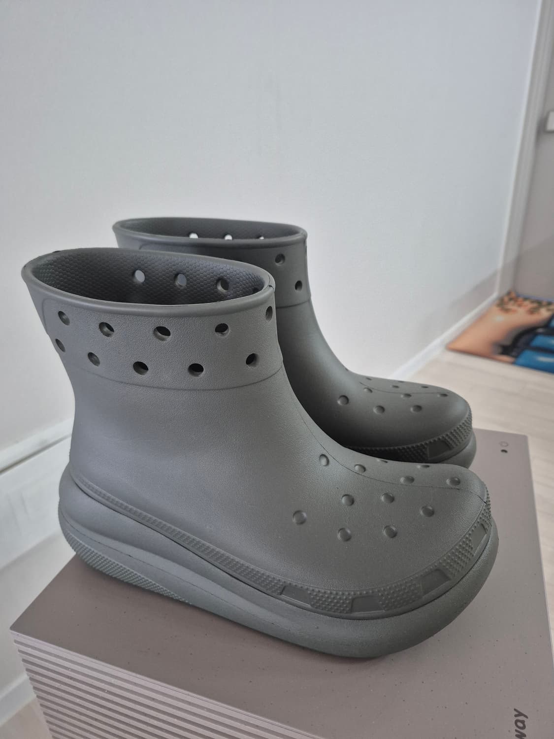 크록스 크러쉬 부츠 그레이 M8/W10 260~265 상품이미지2