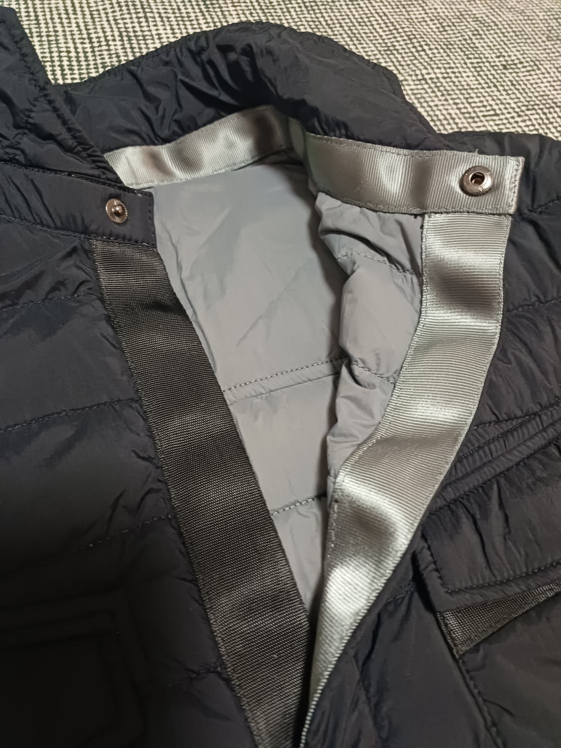 타키(TAKHI)**의 정품 오리털 경량 패딩 재킷  상품이미지10