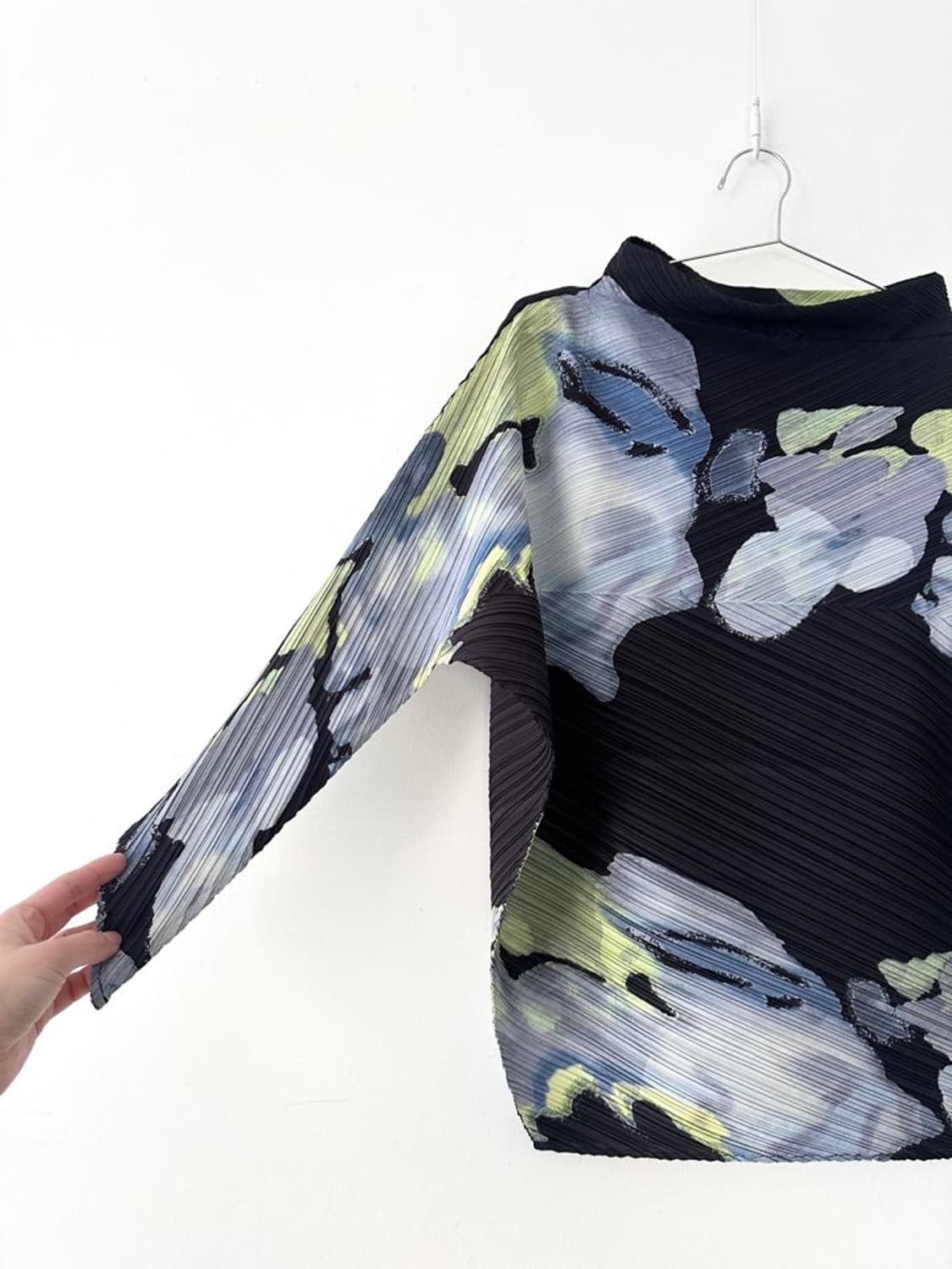 Big flower art pleats / navy & lime 상품이미지3