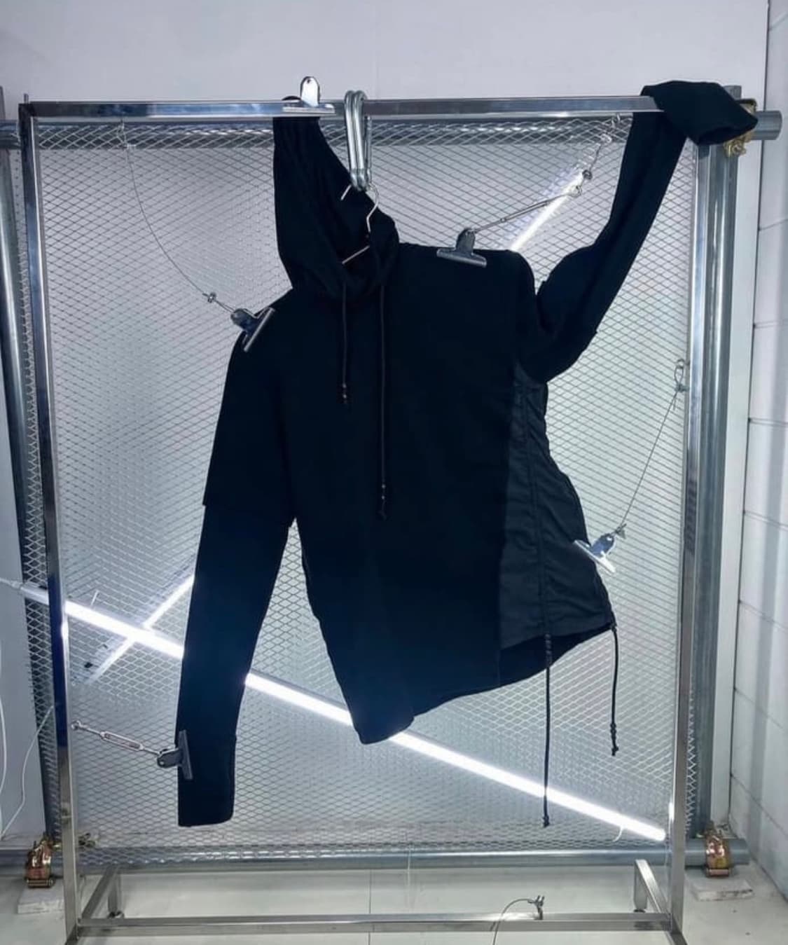 [2] HYEIN SEO twisted hoodie 상품이미지4