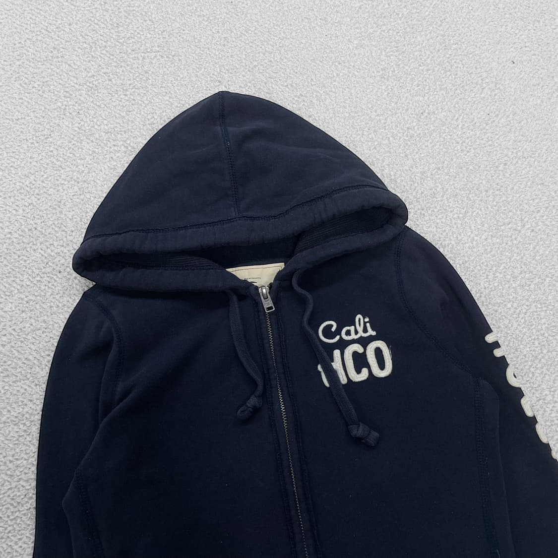 홀리스터 사이드 로고 후드집업 네이비 상품이미지3