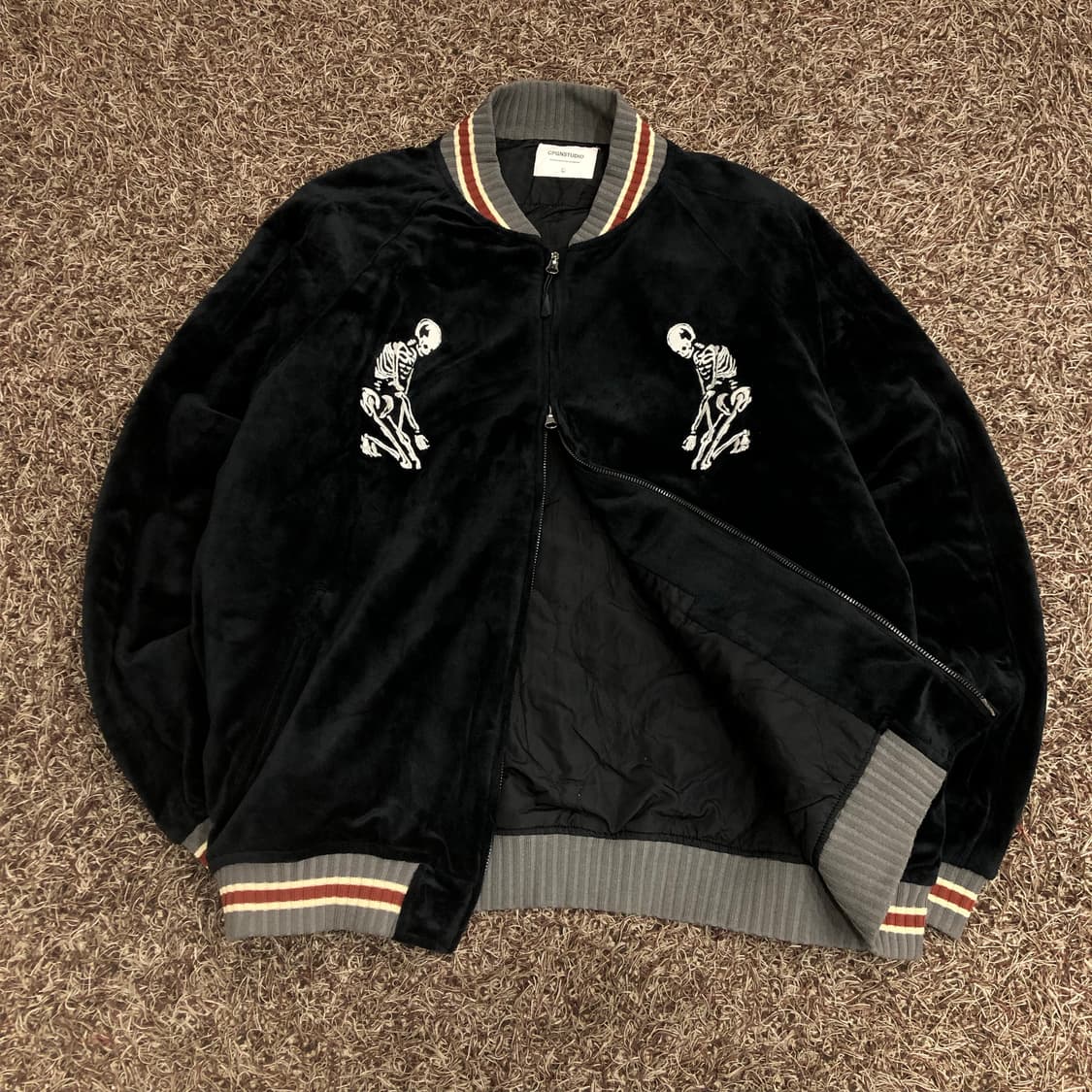 꼼파뇨 스컬 웹 수베니어 자켓 상품이미지3