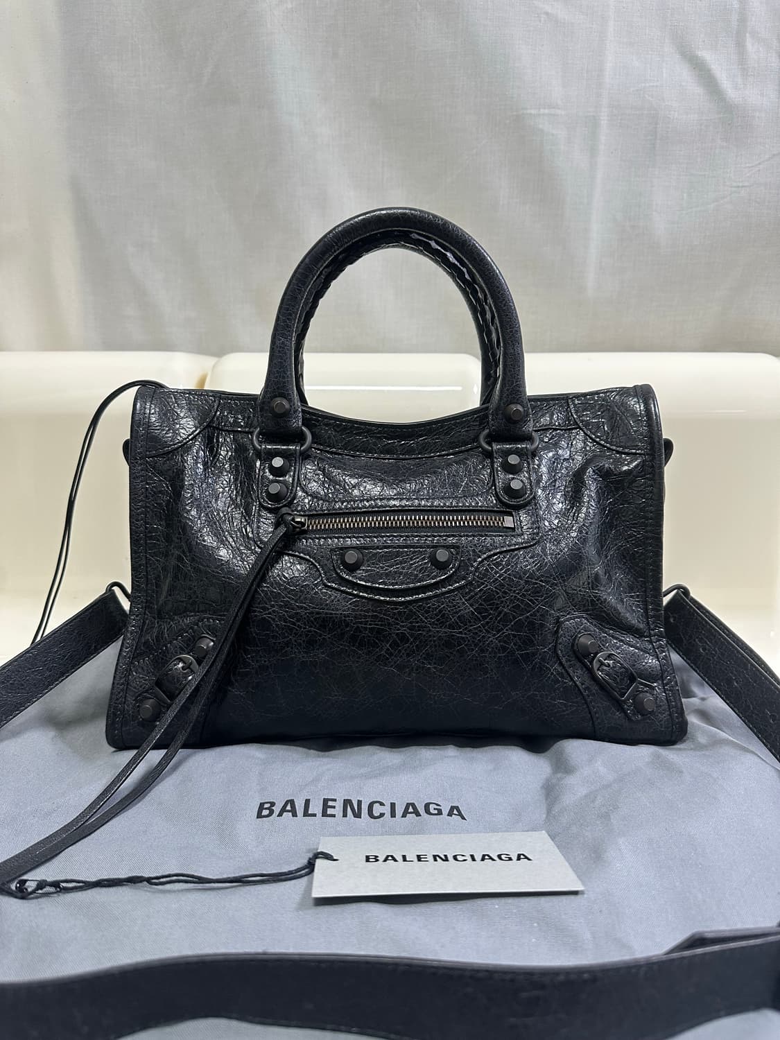 [새상품급 정품] 발렌시아가 르 시티 모터백 스몰 상품이미지1