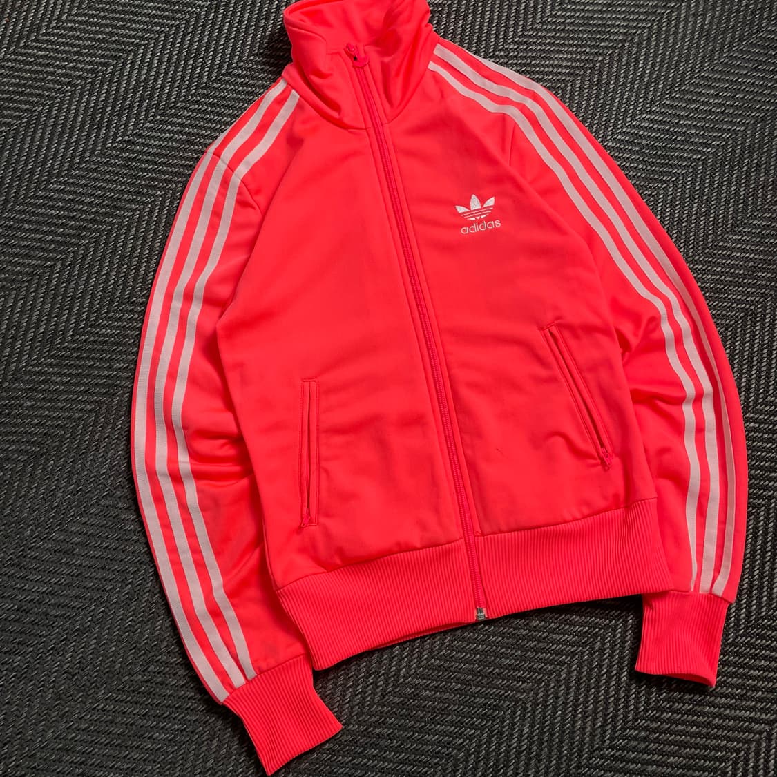 아디다스 우먼스 파이어버드 빅로고 네온 핑크 트랙탑 져지o 4780 상품이미지3