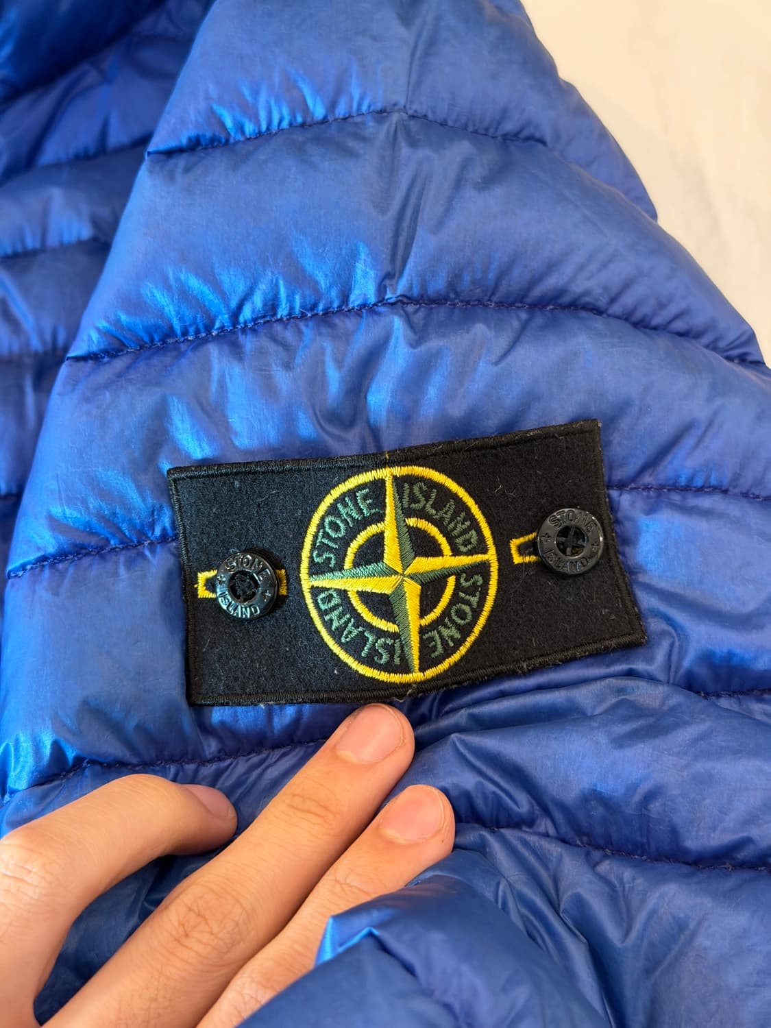 13FW 스톤아일랜드 가먼트 다이드 구스다운 경량패딩 블루 상품이미지2