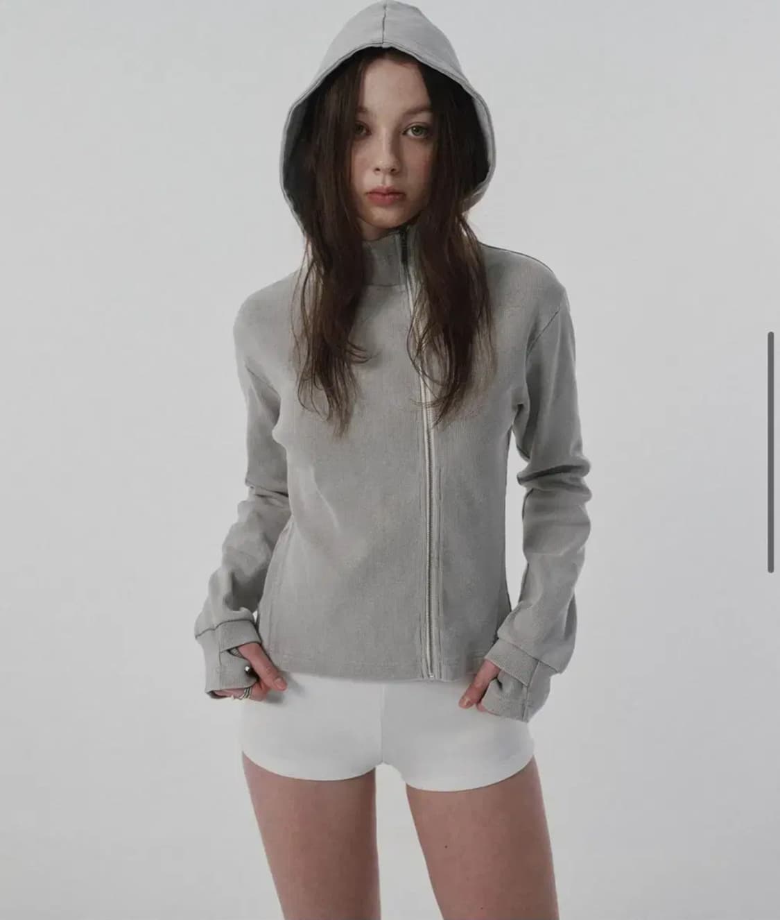 스웨이드 사이드 지퍼 집업 그레이 M사이즈 구해요 상품이미지1