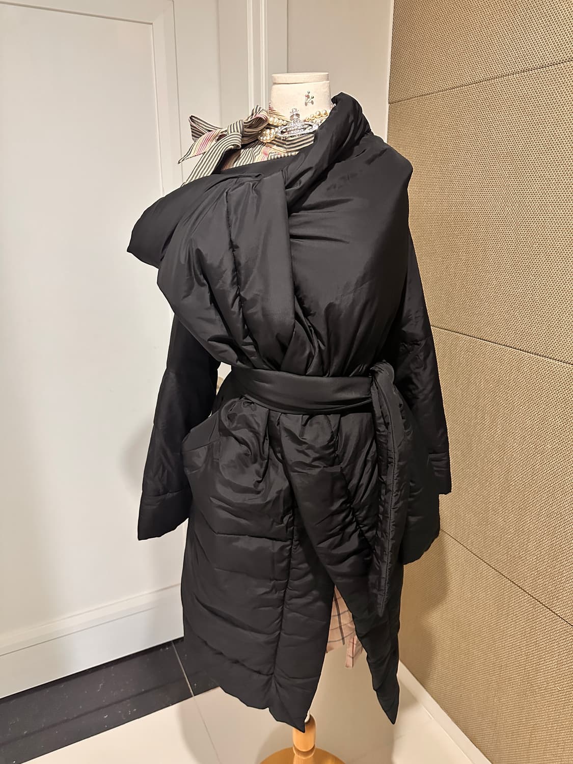 비비안웨스트우드 패딩 앵글로매니아 2버튼 상품이미지3