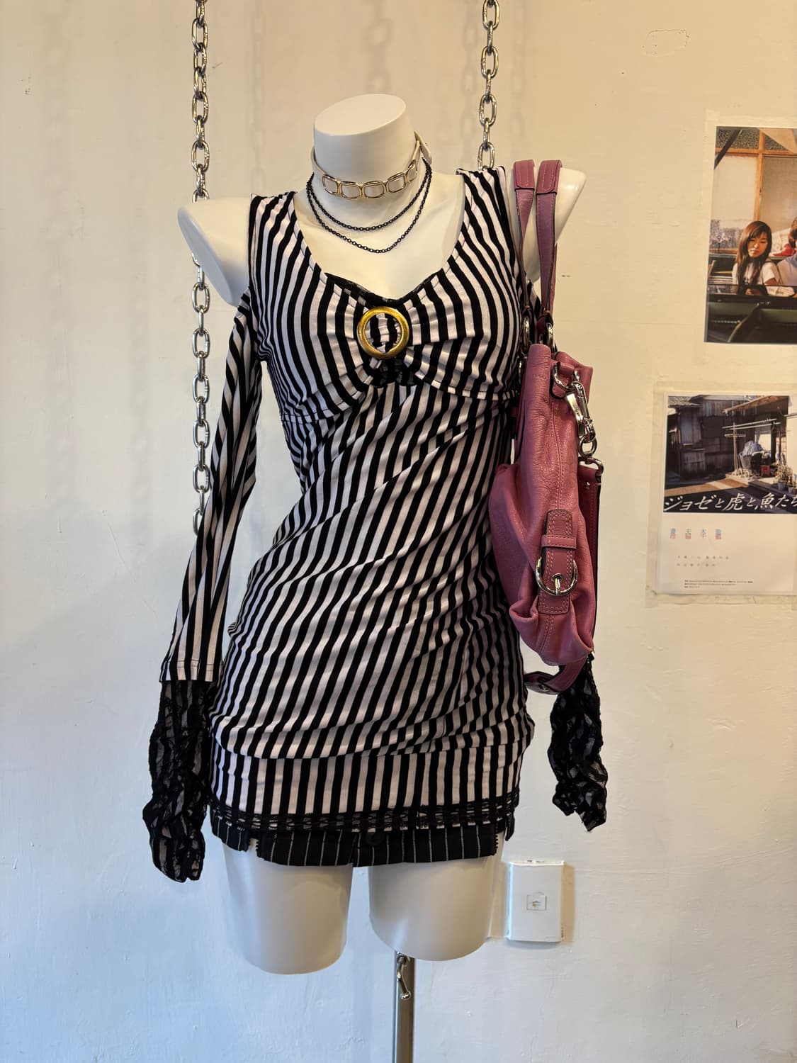 블랙 화이트 스트라이프 패턴 레이스 셔링 원피스 갸루 상품이미지1