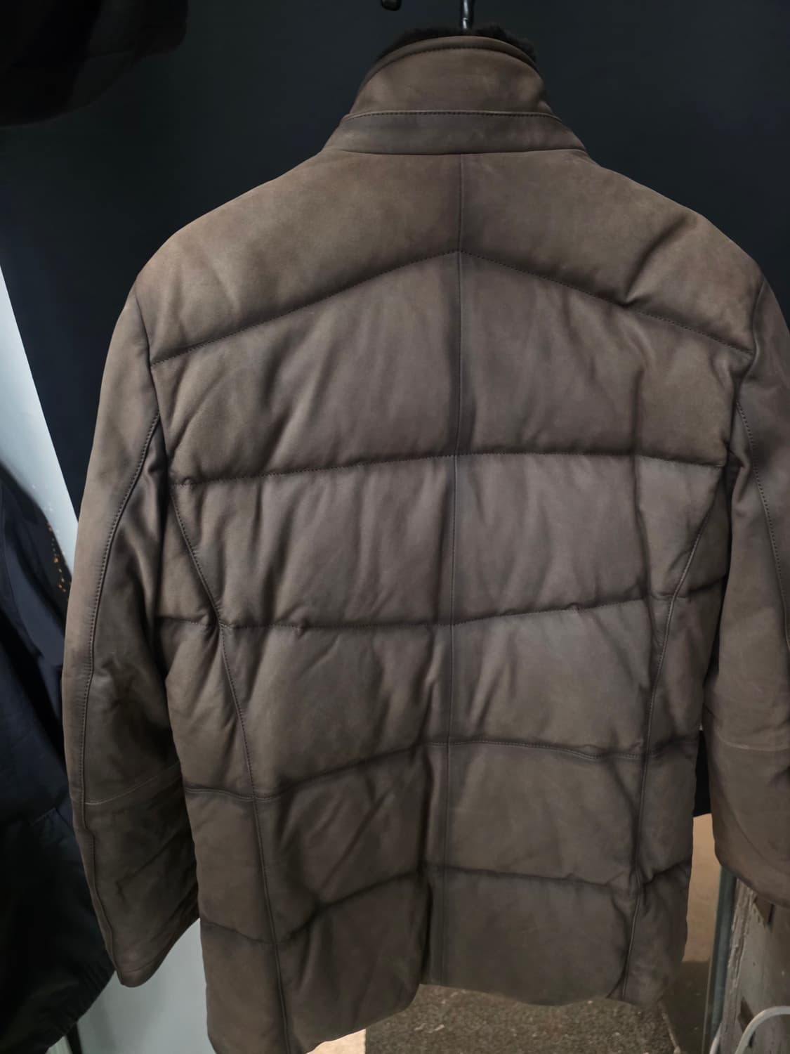 갤럭시 램스킨 파티나 가죽패딩 자켓 팔아요 상품이미지3