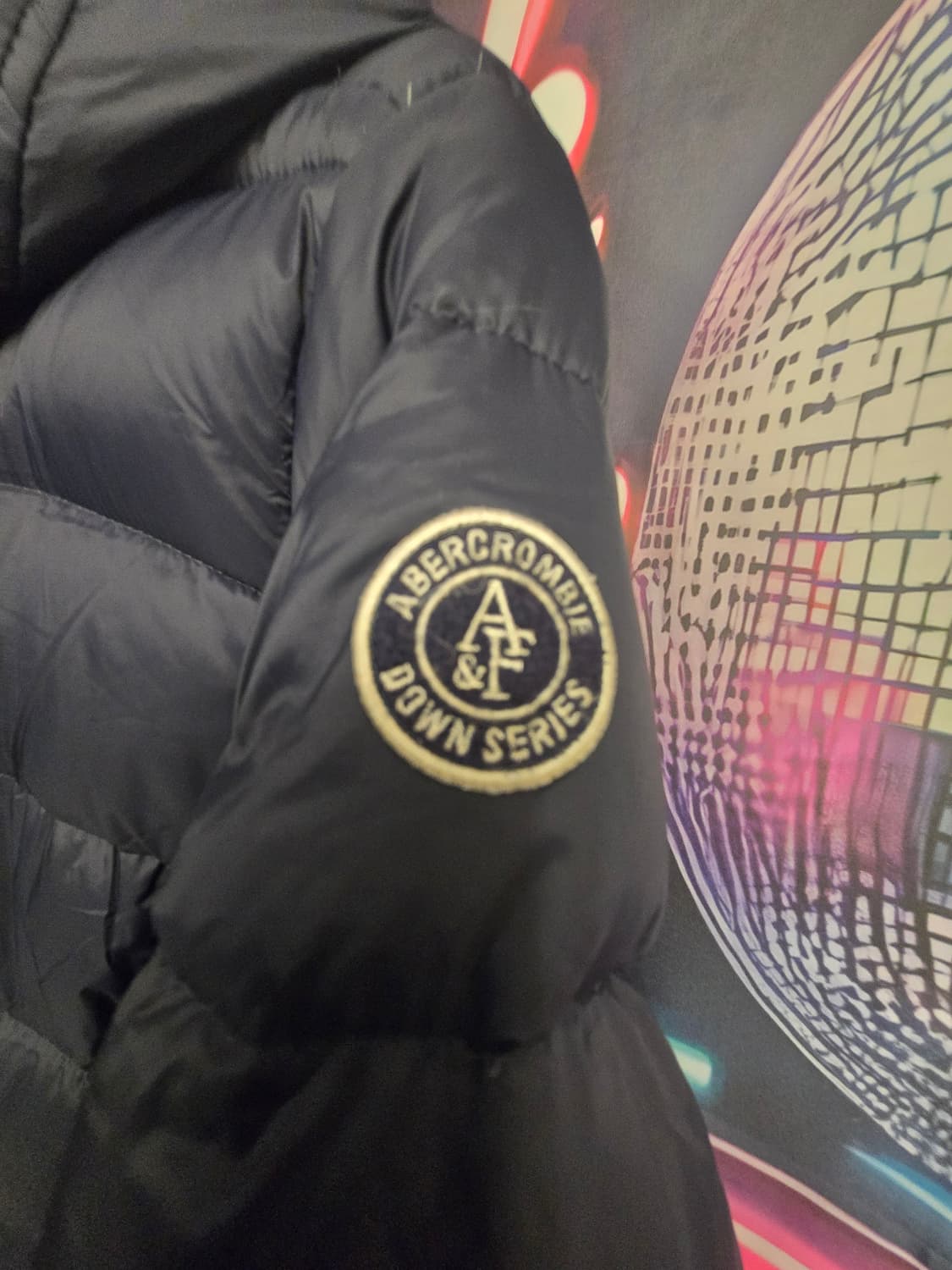 아베크롬비 앤피치(Abercrombie & Fitch)프리미엄 다운패딩 상품이미지2