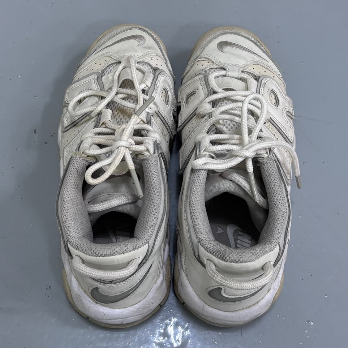 235 나이키 에어모어 업템포 트리플 0415E 상품이미지1