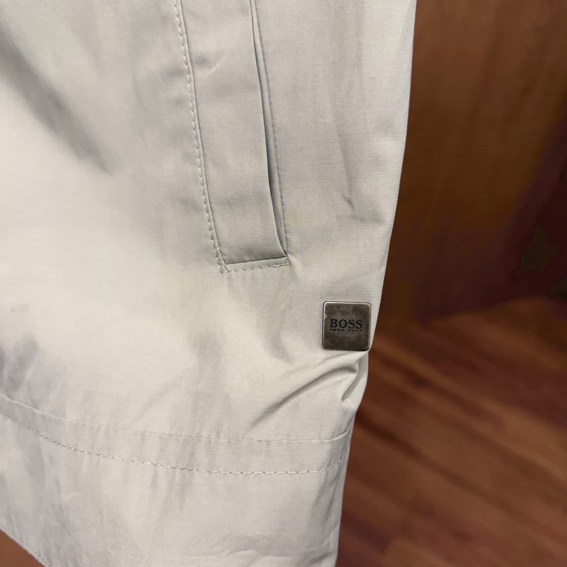 휴고 보스 경량 코튼 집업 자켓 셔츠 카라 슬랜트 포켓 디테일 베이지 상품이미지6