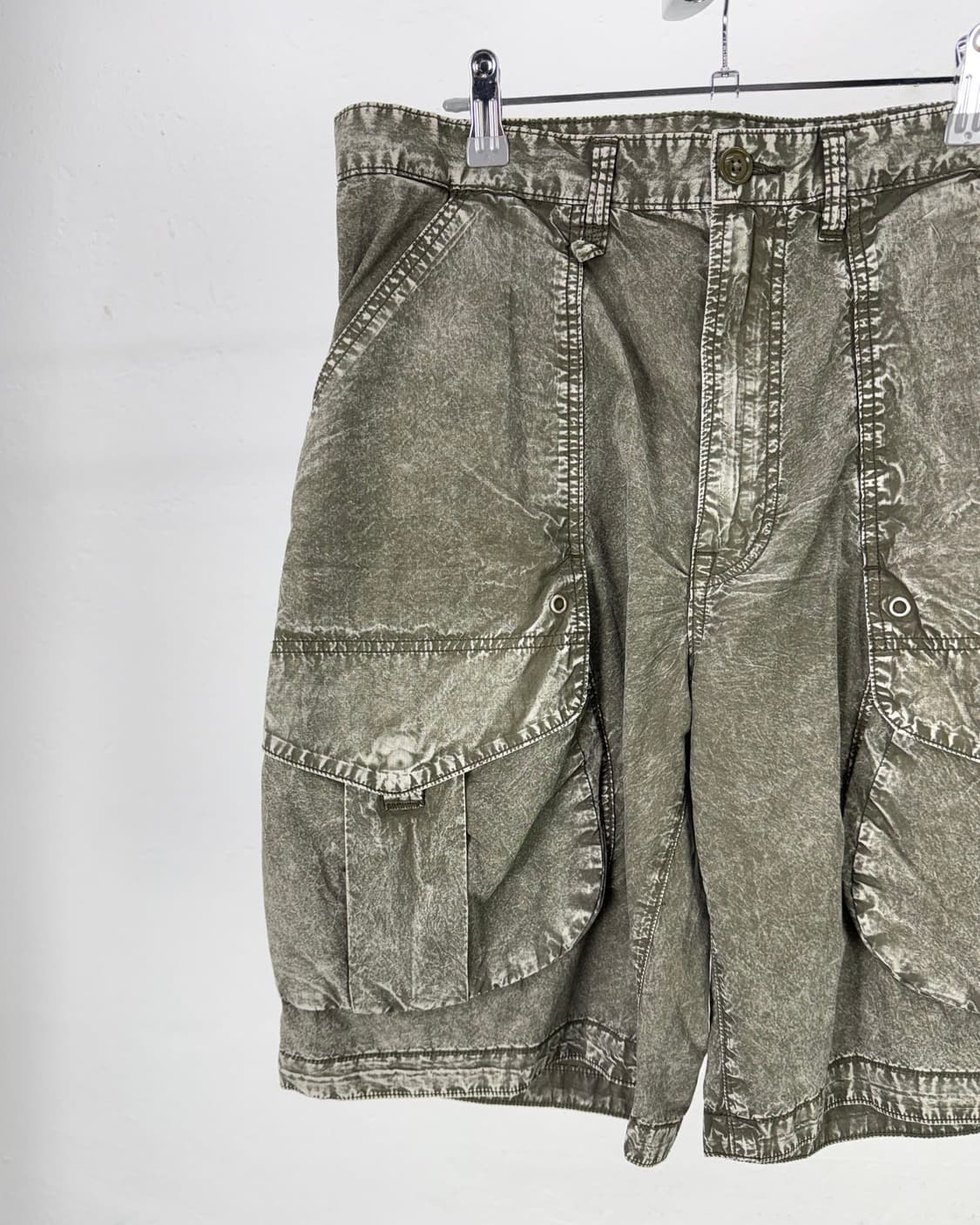 알써틴 24ss 카키 멀티 포켓 스톤 에이지 하프 쇼츠 상품이미지2