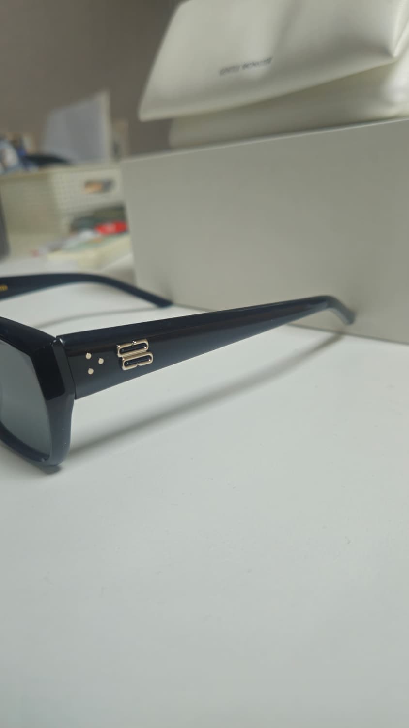 젠틀몬스터 나비01 풀구성 상품이미지2