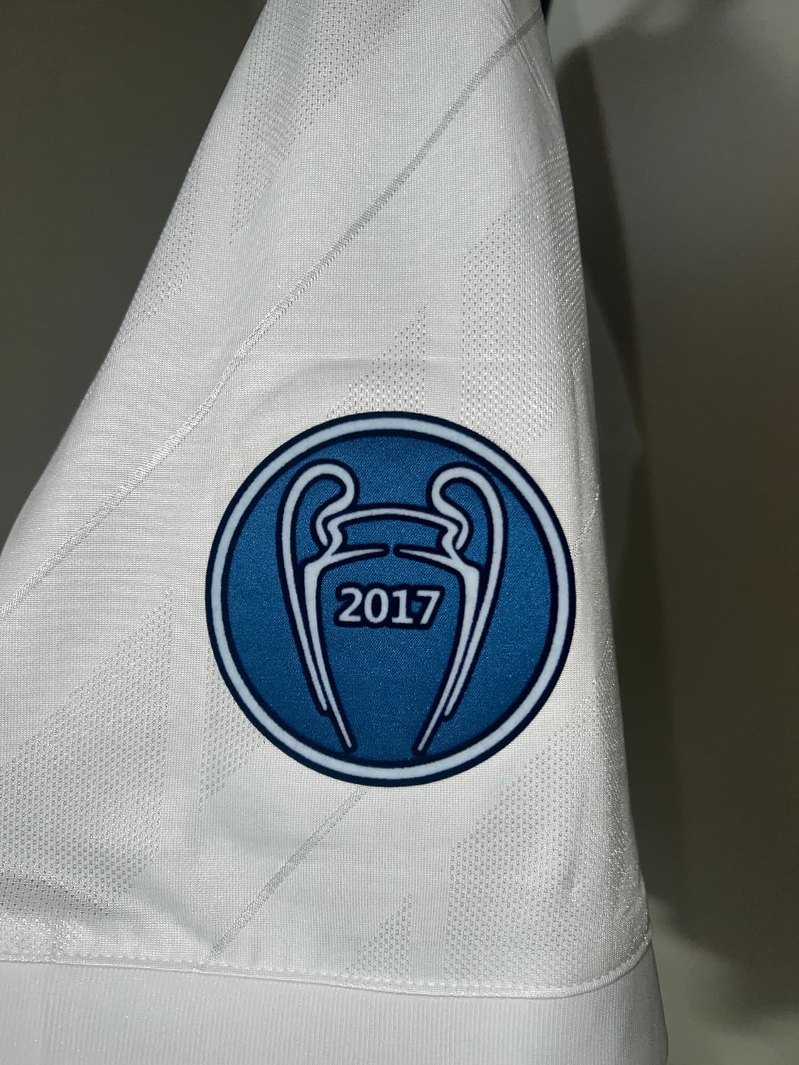 17-18 레알 마드리드 홈 어센틱 반팔 호날두 유니폼 상품이미지4