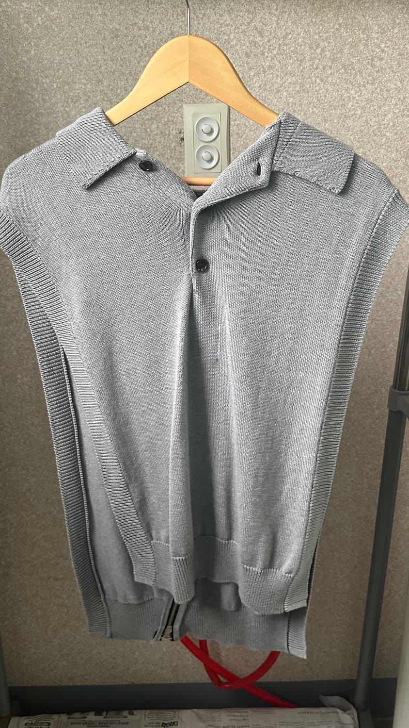 The soloist vest 상품이미지1