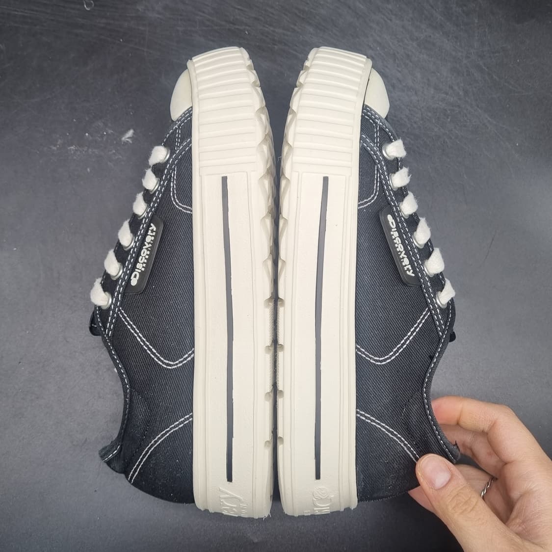 디스커버리 뮬리 v2 플랫폼 여성스니커즈235 상품이미지5