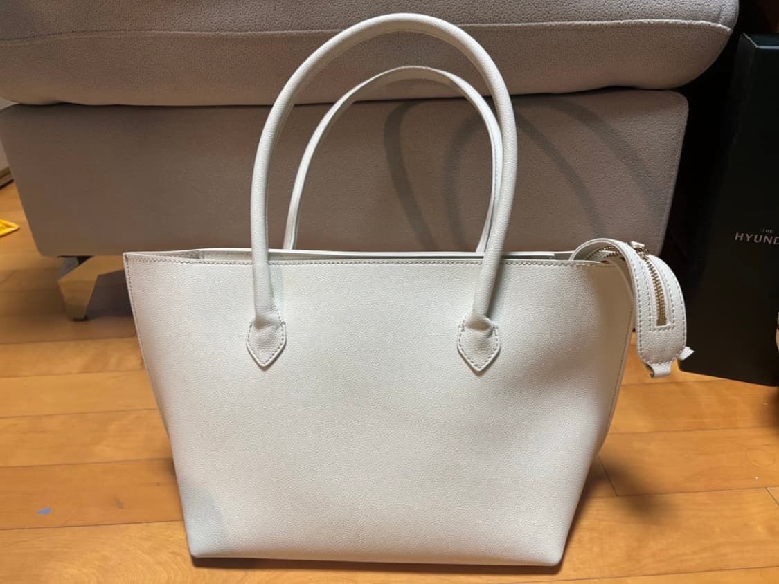 포유온 프리다 토트백 에크루 상품이미지2