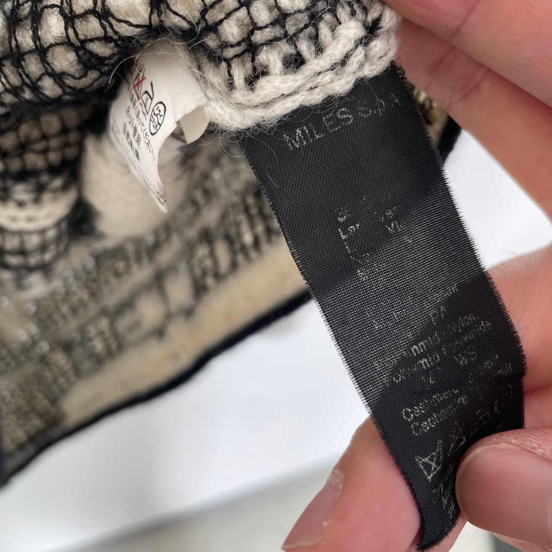 조르지오 아르마니 시스루 패턴 니트 상품이미지8