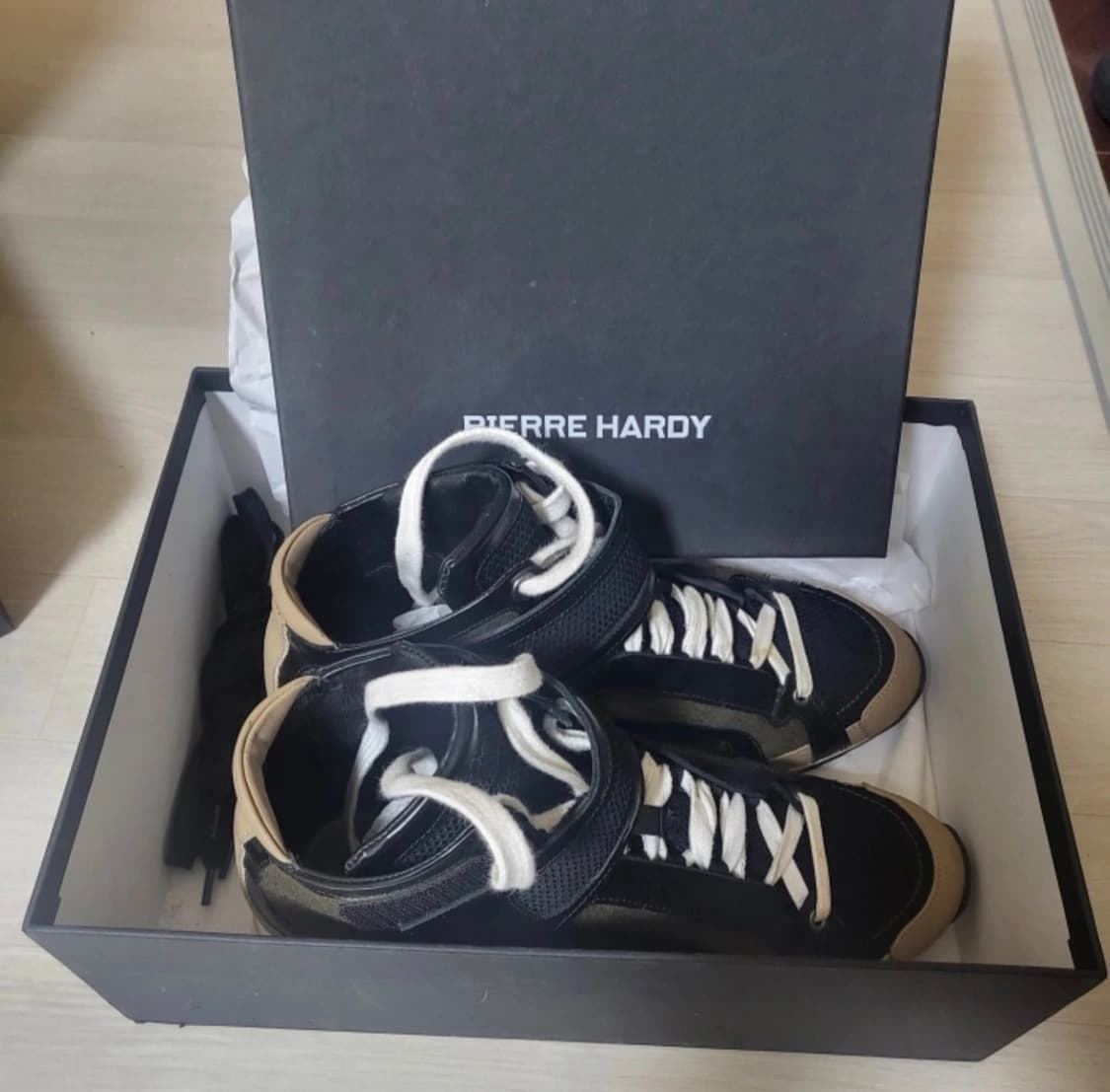 [빅뱅,2NE1,디올의 선택] Pierre Hardy High Top 상품이미지3