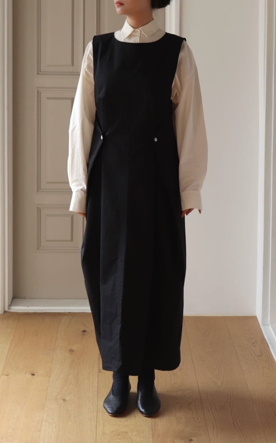 파치멘트 프롬 롱 슬리브 원피스 상품이미지2