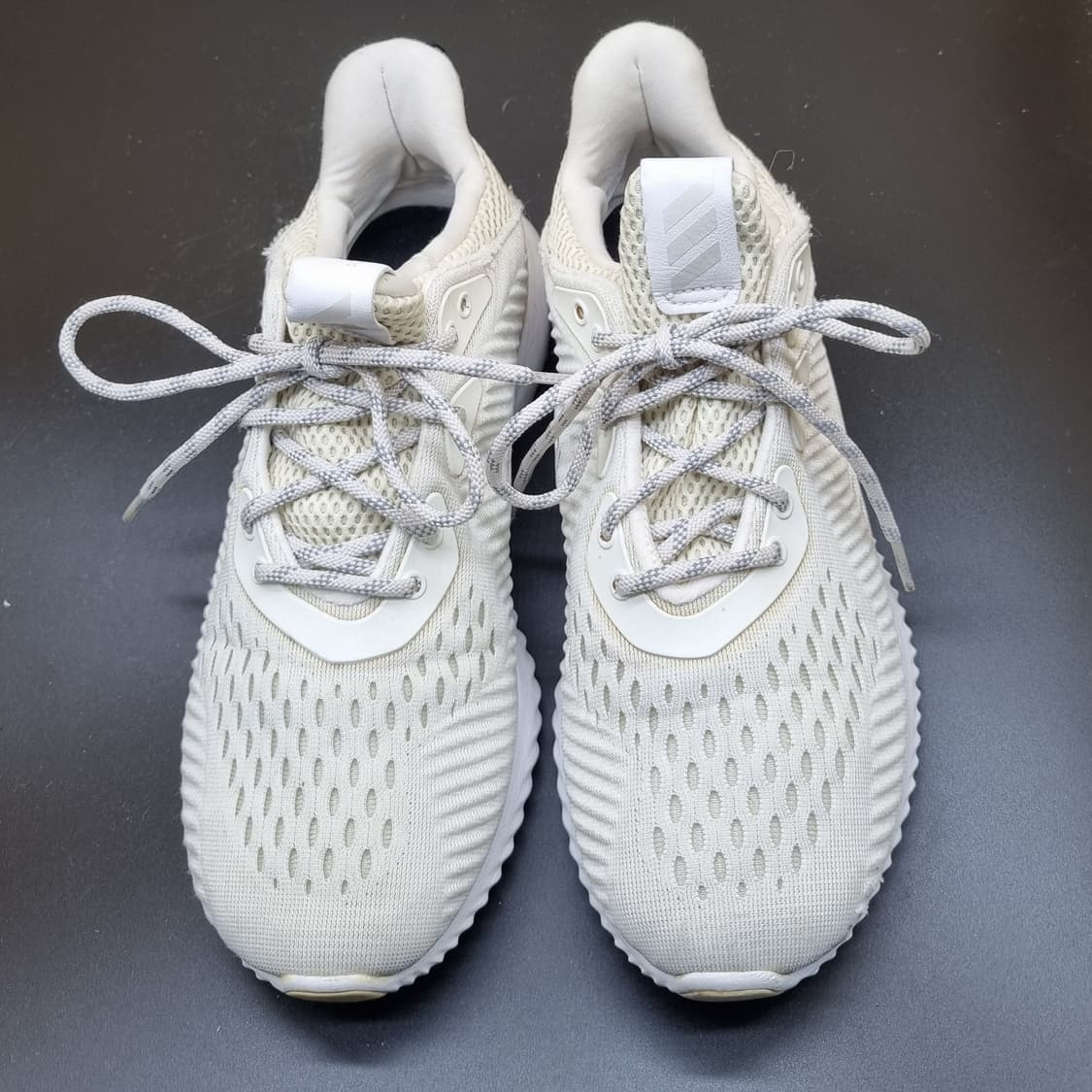 아디다스 알파바운스 여성운동화235 상품이미지2