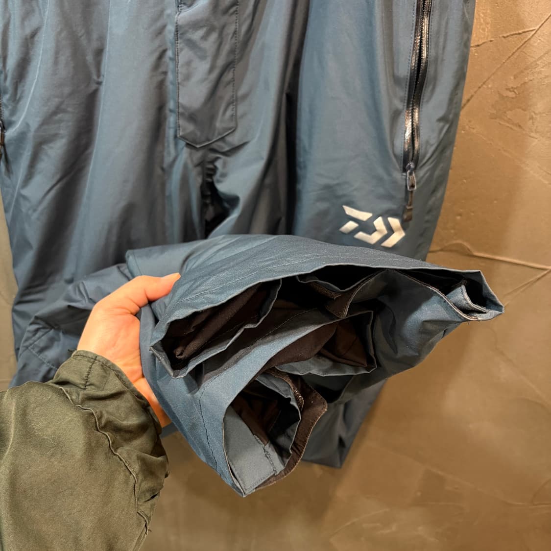 [L] DAIWA 다이와 낚시 점퍼 멜빵 셋업  상품이미지8