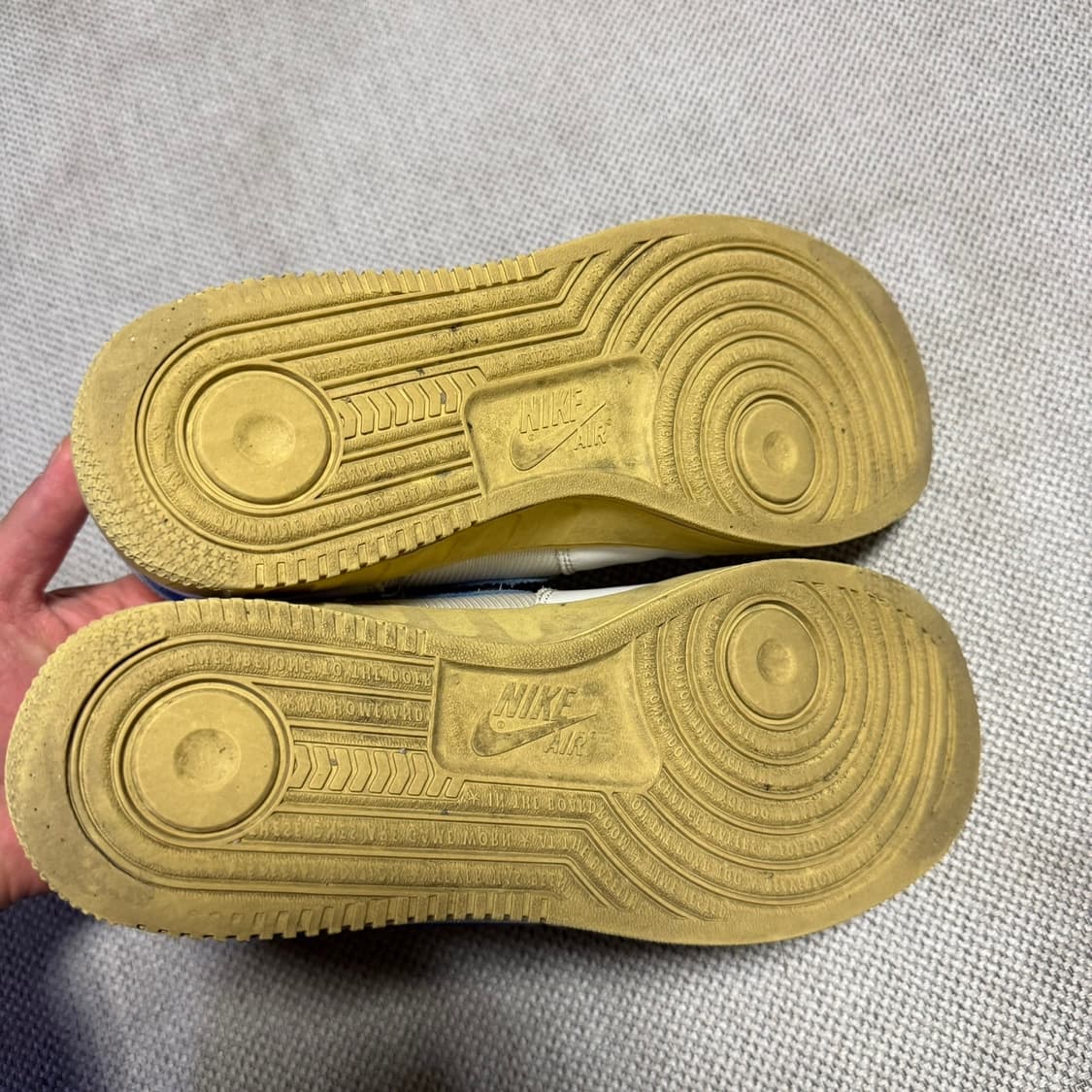 나이키 에어포스1 흰/파 스니커즈 상품이미지7